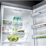 What temperature should I set in my Bosch refrigerator?