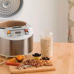 Multicooker and dried fruits